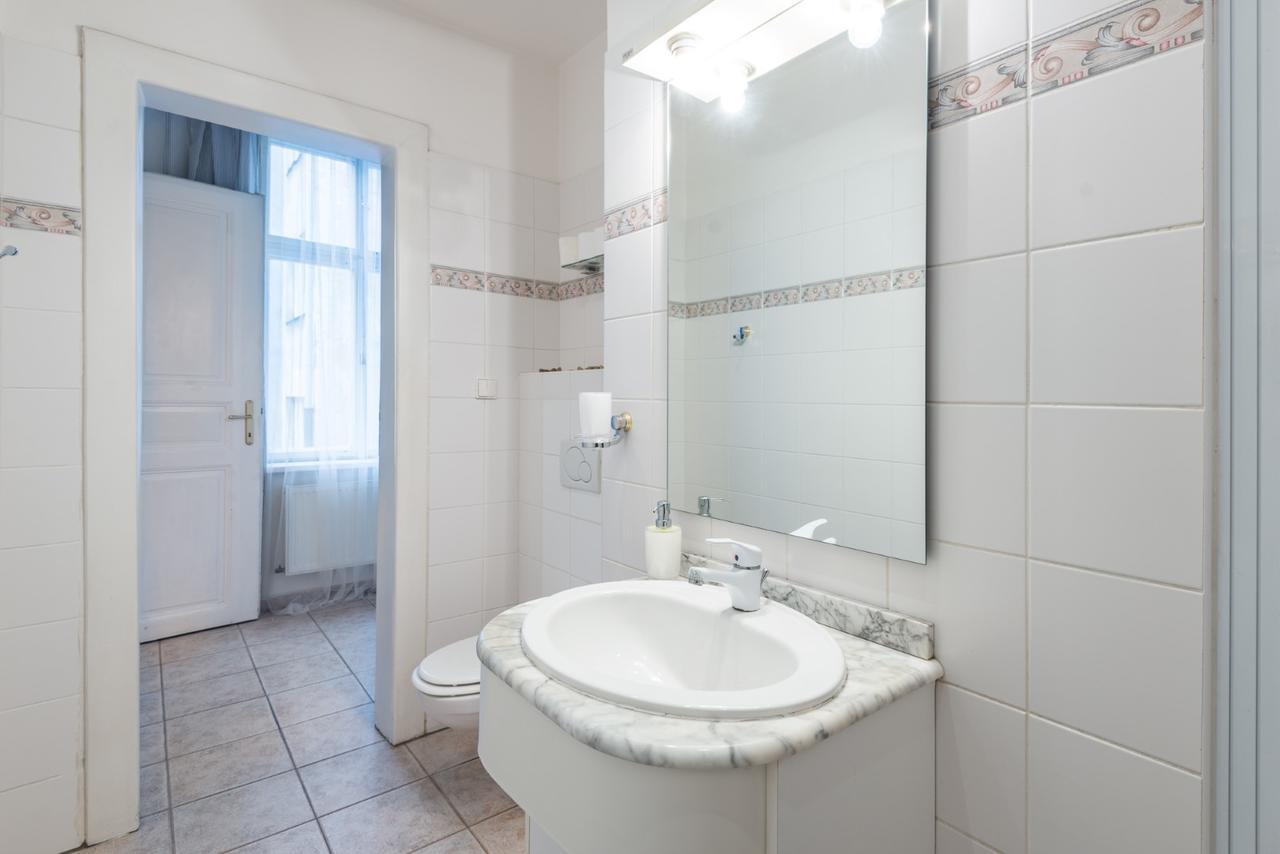 Apartment Center Near Old Town Square By Easybnb *